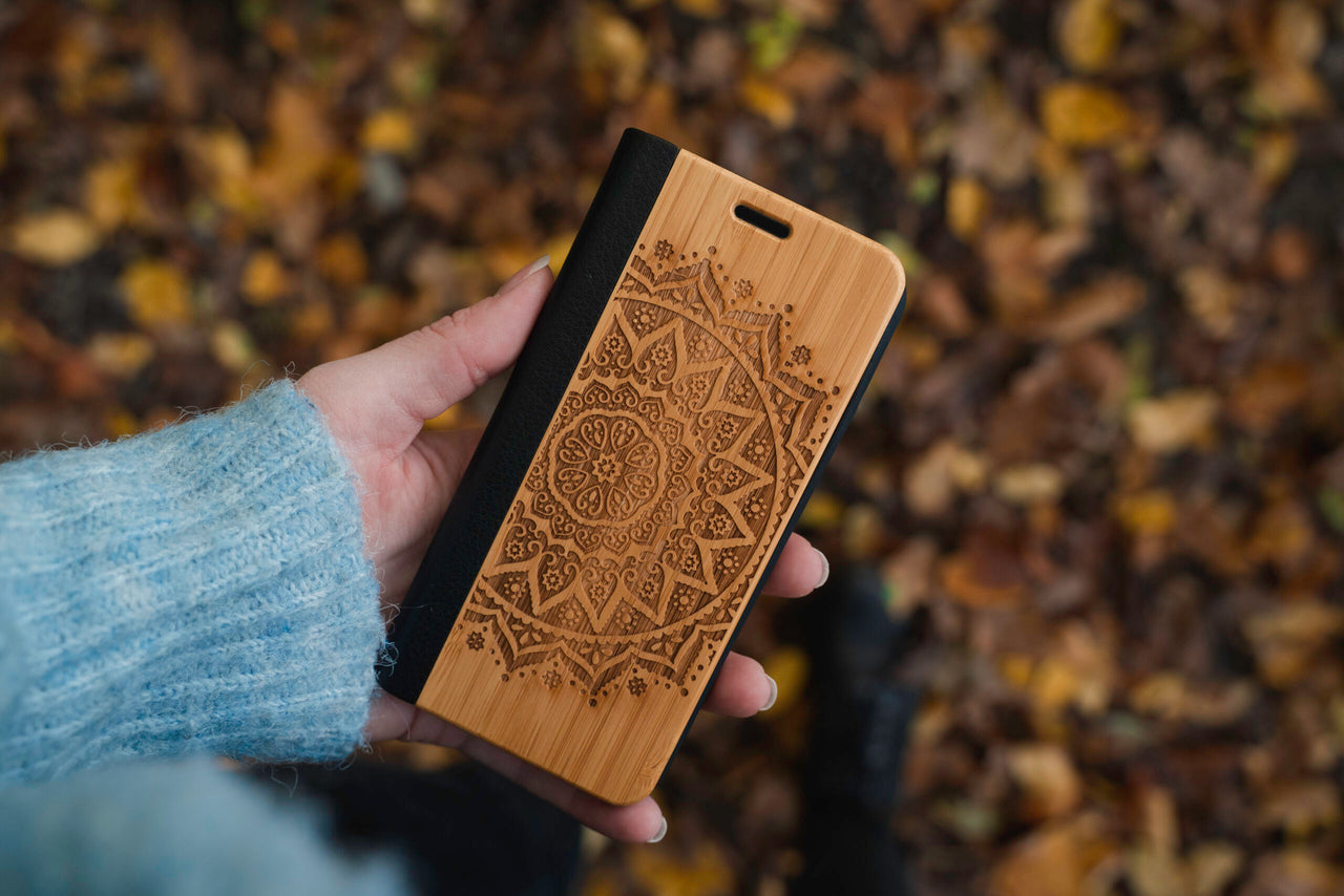 LÖWENZAHN SWAROVSKI iPhone Xs Max Flipcase
